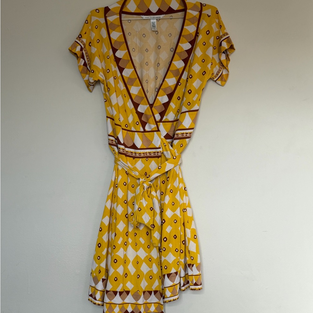 Diane Von Furstenberg Yellow Geometric Mini Dress